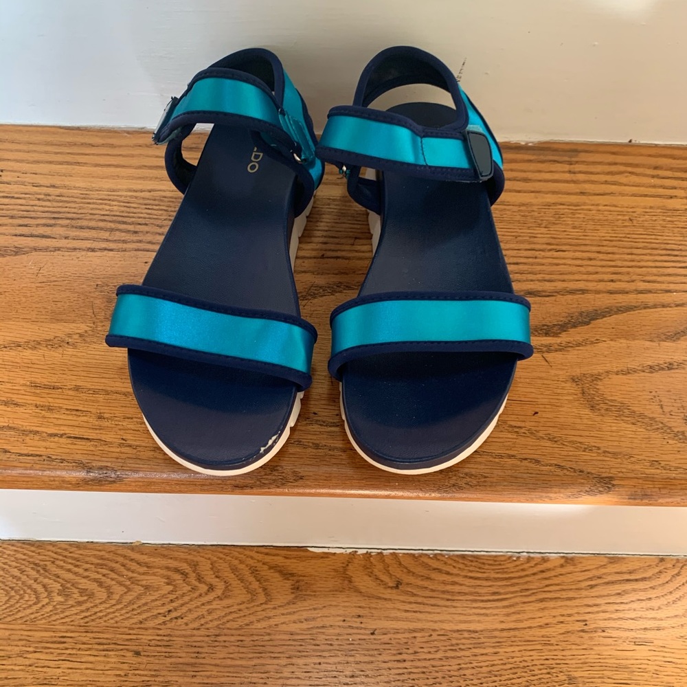 Also platform shoes